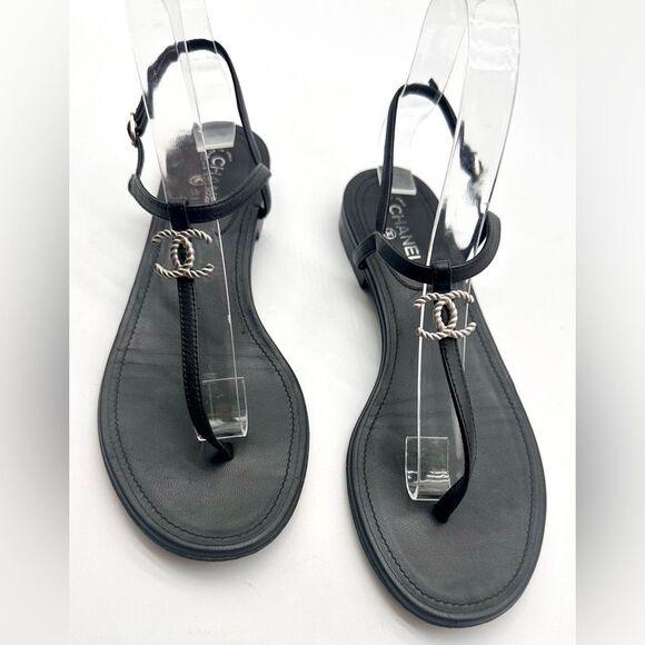 CHANEL CC Silver Logo Black Leather Thong T - Strap Sandals Flats EU 37 US 6-6.5 - Picture 12 of 14